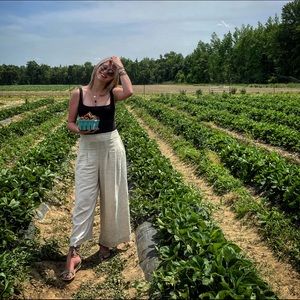 Meet your Posher, Samantha